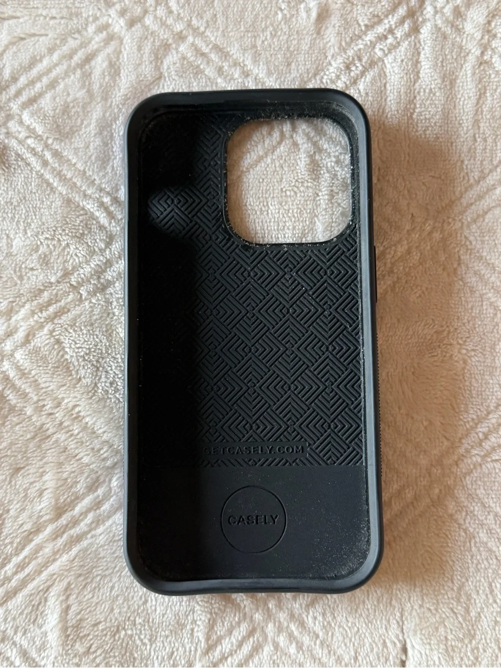 SET OF 2 iPhone 14 Pro Cases (Sonix, Casely)